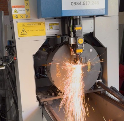 Gia Công Cắt CNC Ống (Cắt Laser Ống) 